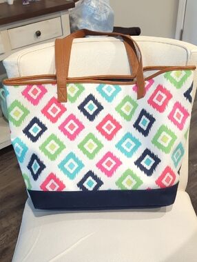 thirty-one Multicolor Diamond Print Tote with Tan Handles